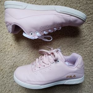FILA Pink Faux leather Sneakers. Women's size 6